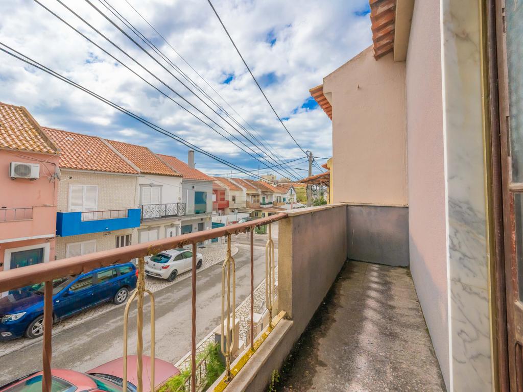 Moradia T3, com Varanda e Espaço Exterior, no Peixe Frito, em Setúbal - Image 11