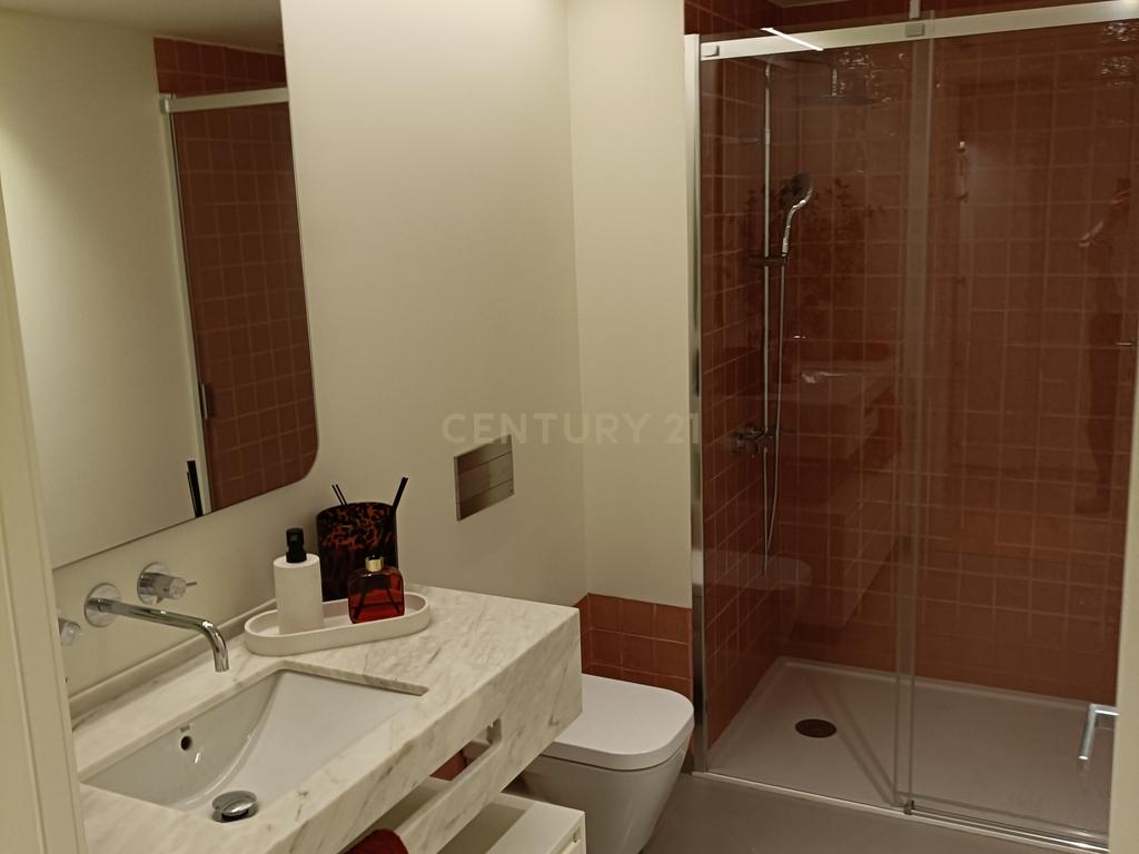Excelente Apartamento T2 bastante Central no Areeiro com Jardim Privativo - Image 22
