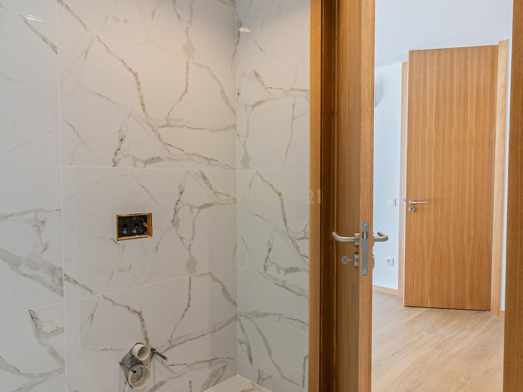 Moradia Gaveto T3 + Escritório | Luxo, Conforto e Vista Incrível – Póvoa de Lanhoso - Image 32