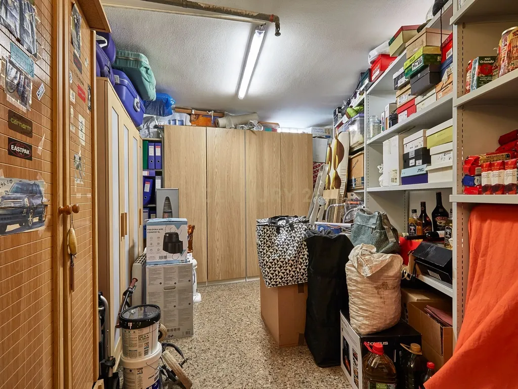 - Image 35