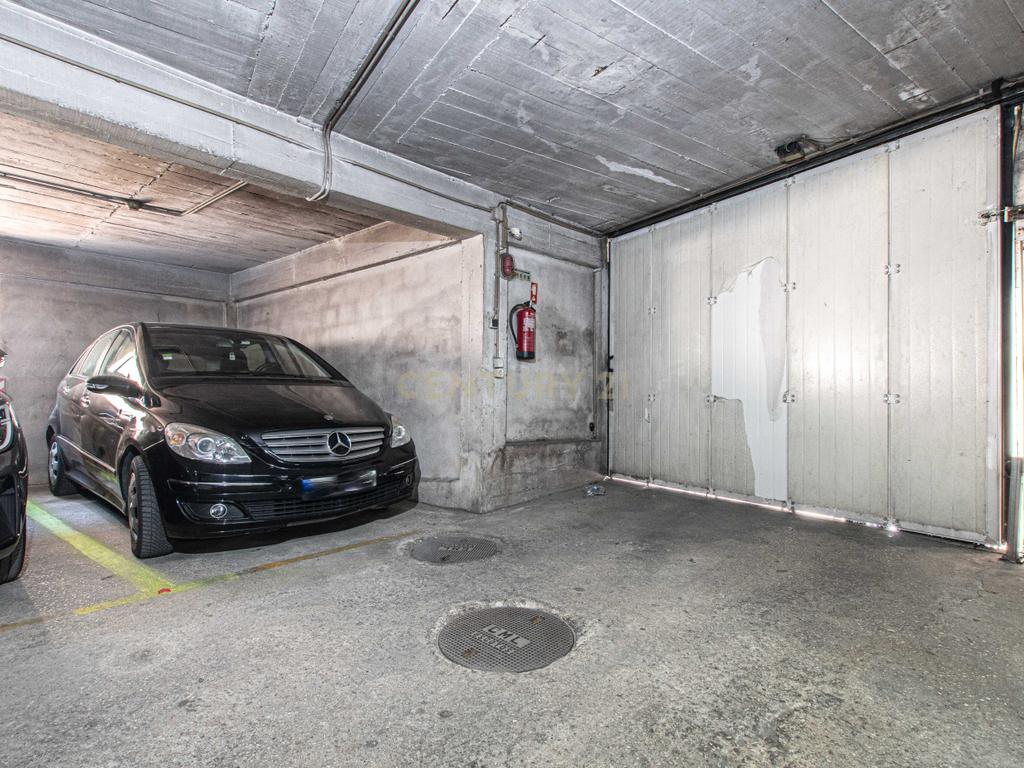 T1+1 com Terraço Privativo e Estacionamento | Póvoa de Santo Adrião - Image 19
