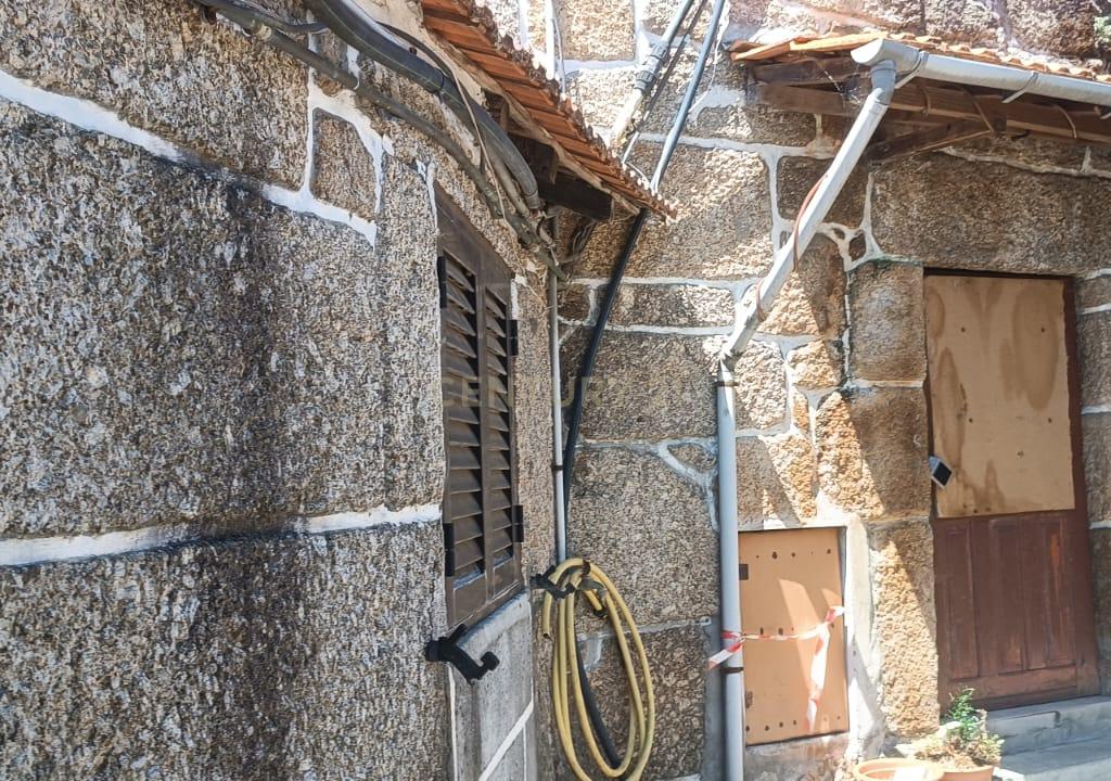 Casa com terreno de construção e agrícola perto do rio Douro em Granja, S. Tomé de Covelas, Baião, Porto - Image 56