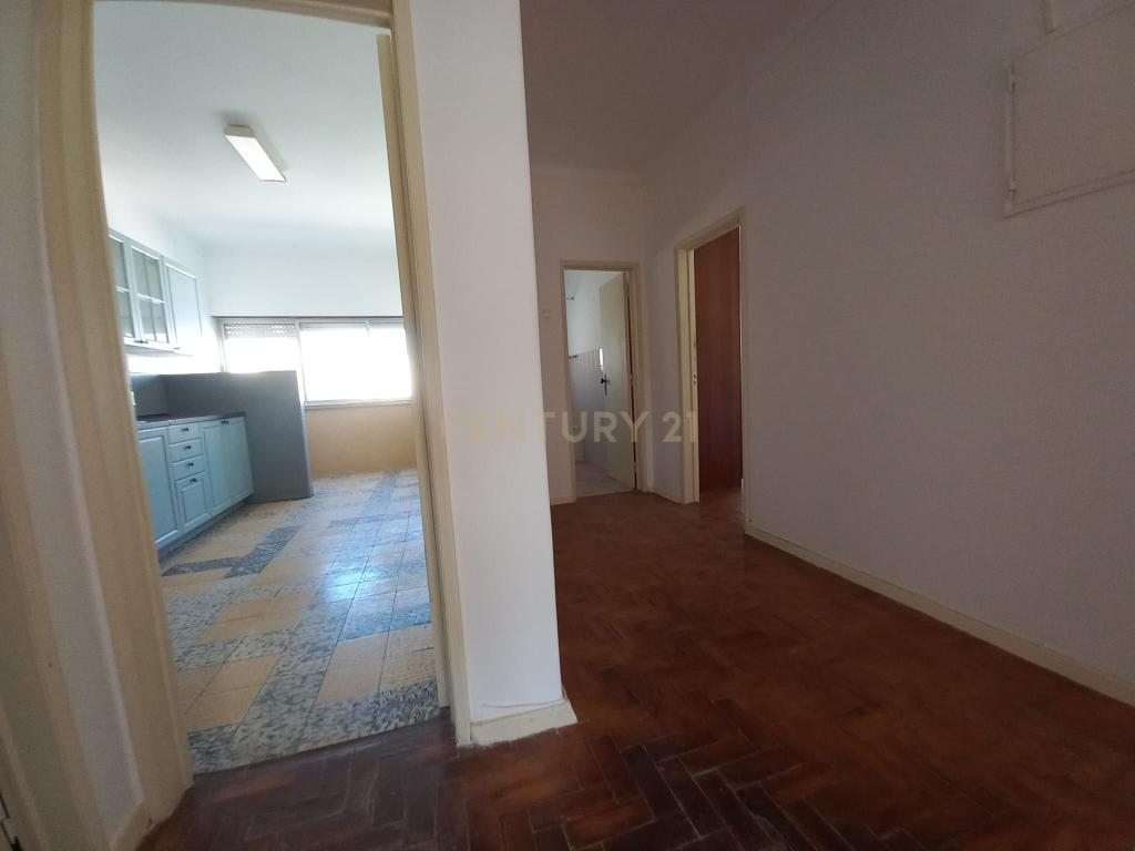 T2 em Alto do Seixalinho, Barreiro - Image 20