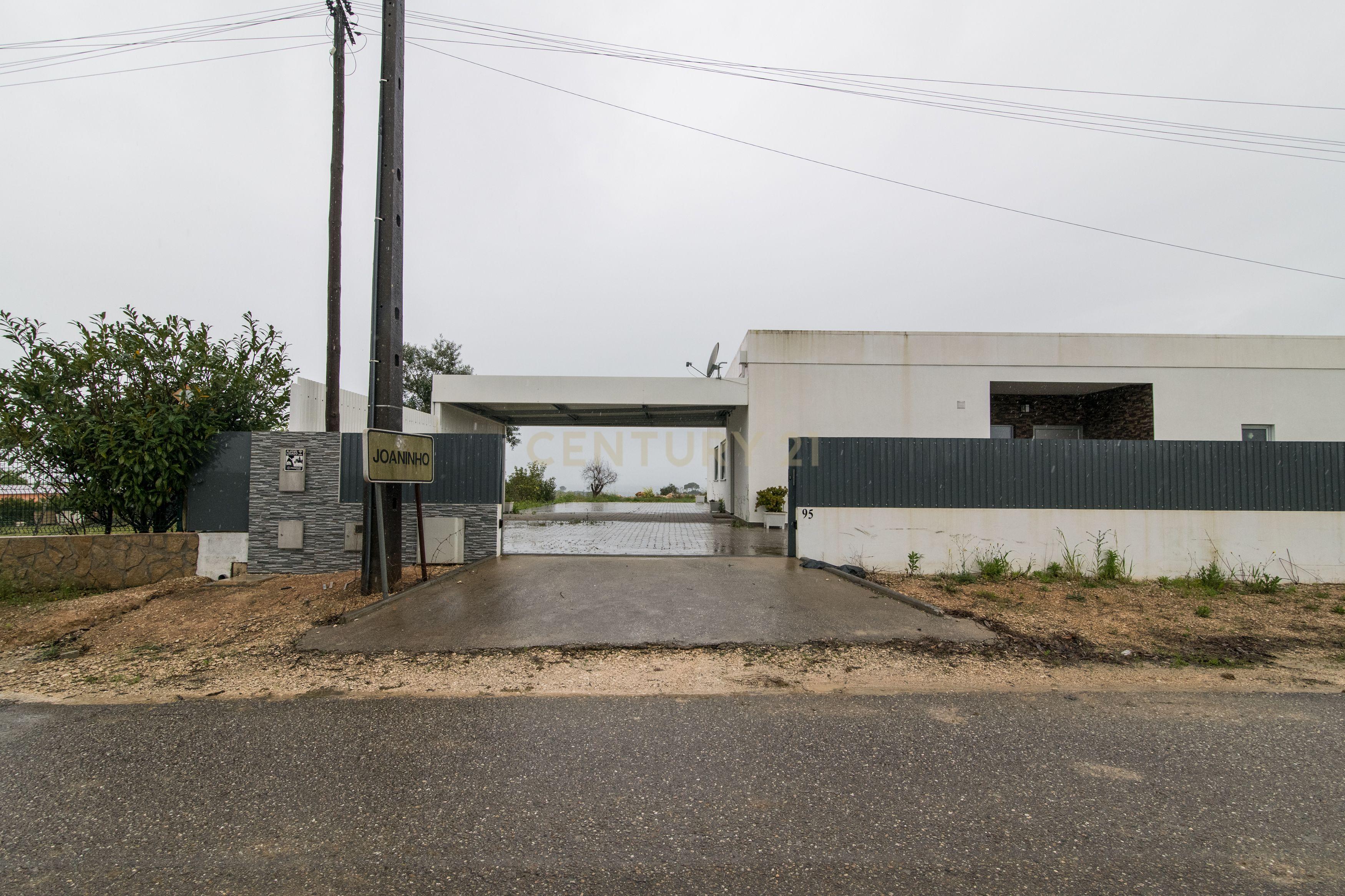 Magnífica Quinta com Moradia Moderna, Piscina e 1 Hectare de Terreno - Image 46