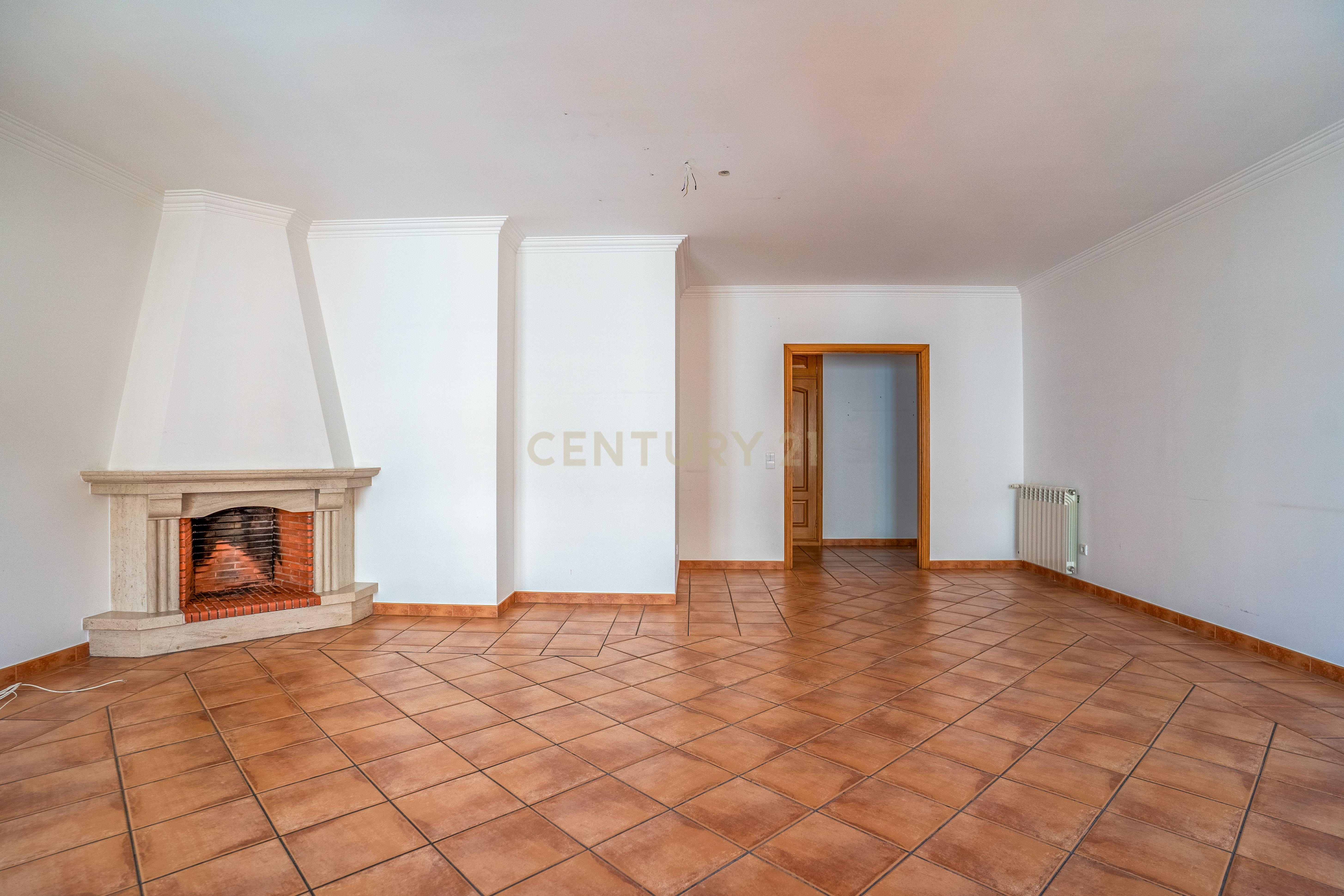 Fotografia 8 de Apartamento T4 no centro de Caldas da Rainha