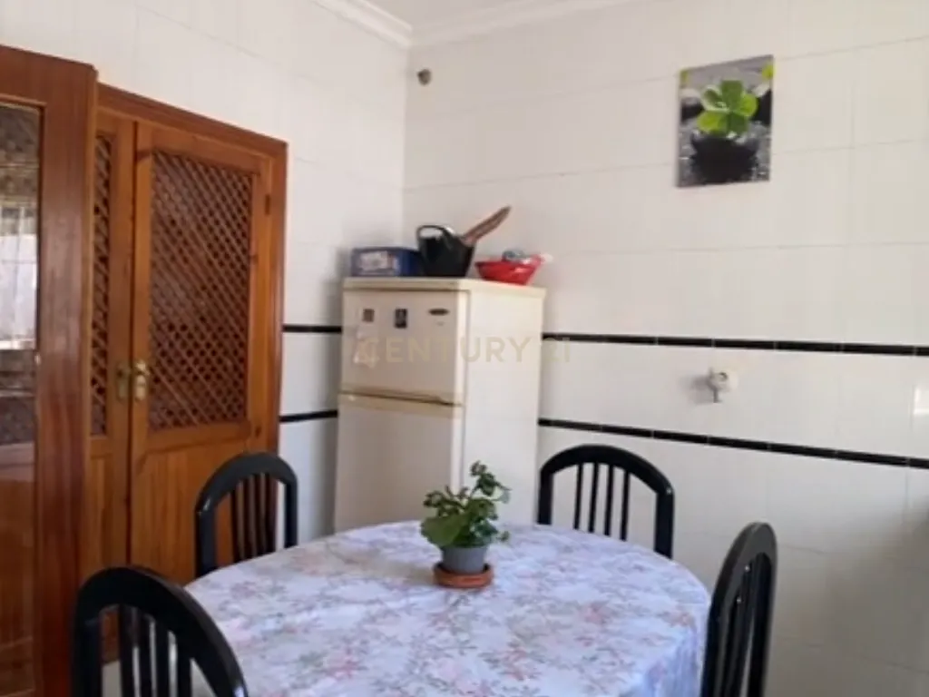 Apartamento Moderno em Álora, Málaga com Garagem e Varanda - Image 16