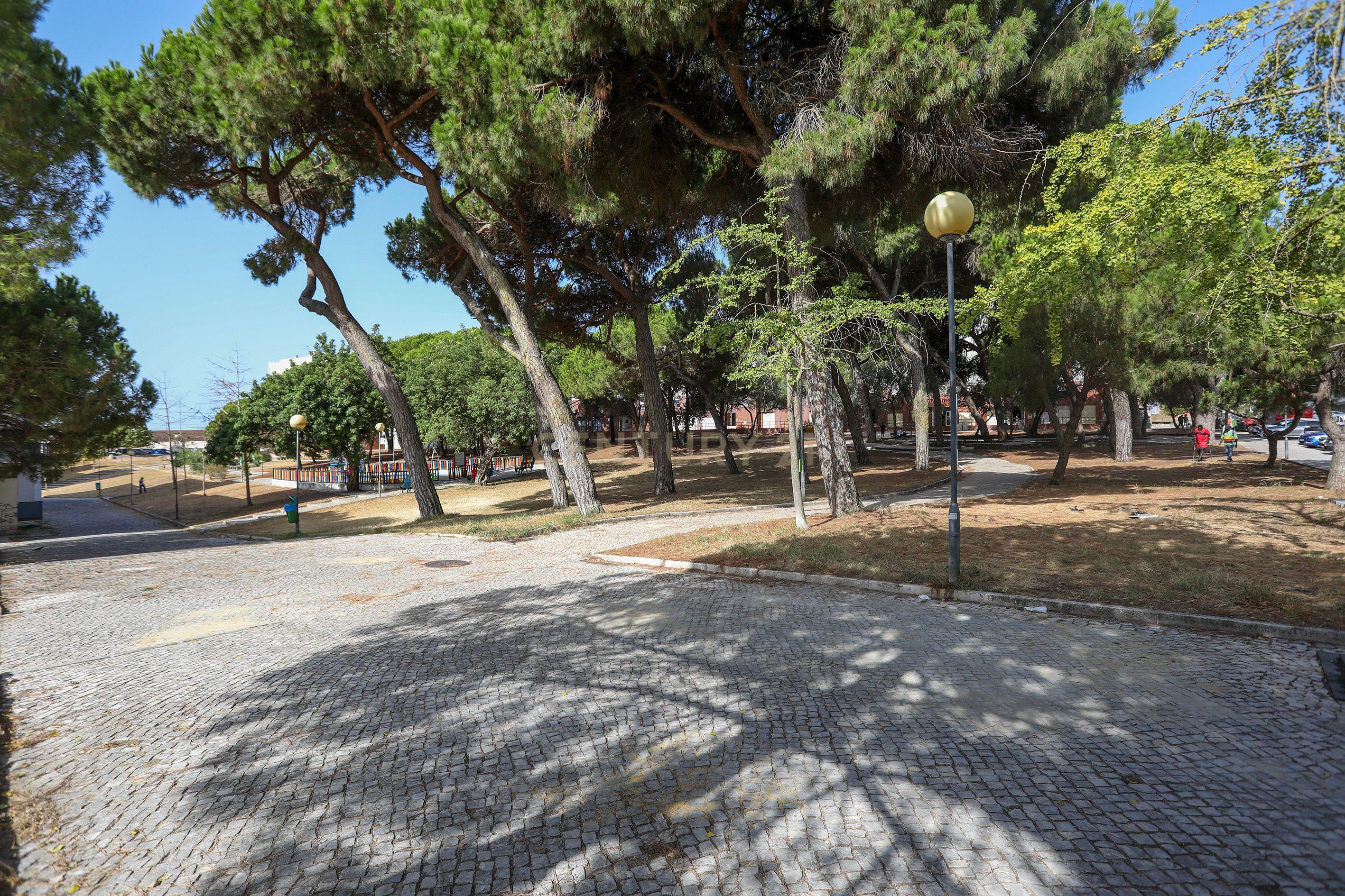 Apartamento T2 à venda em Laranjeiro e Feijó, Almada — foto 19