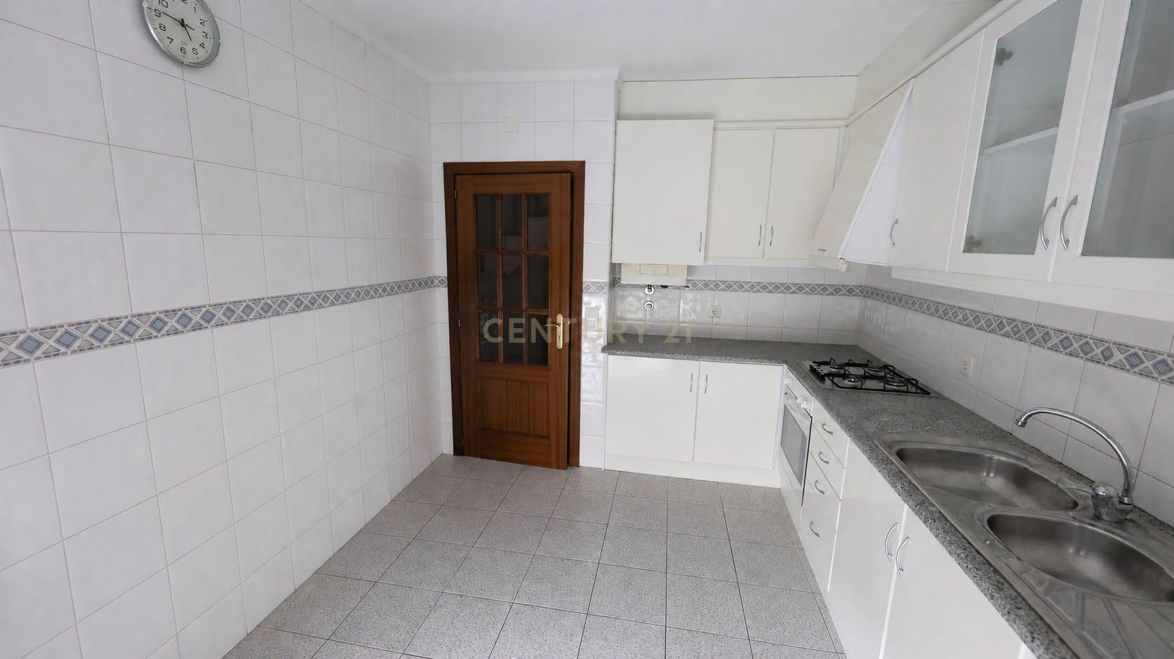 Apartamento T0 duplex em Marzovelos, Viseu