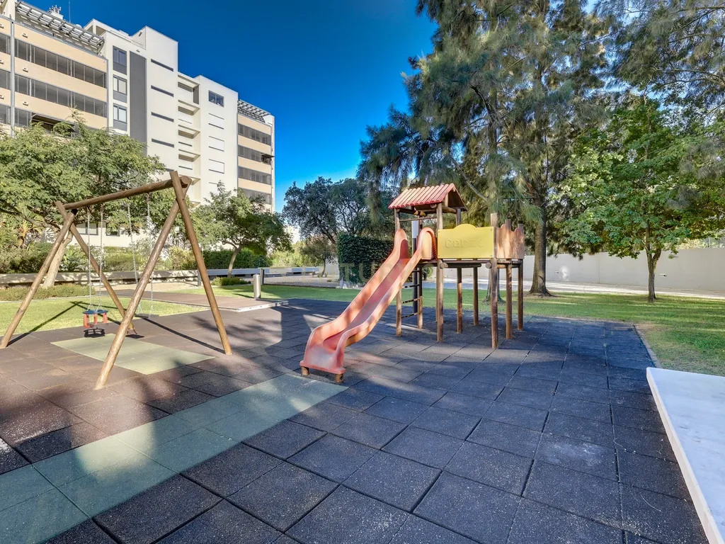 T2 com grande terraço no condominio Jardim das Laranjeiras em São Domingos de Benfica, Lisboa - Image 47
