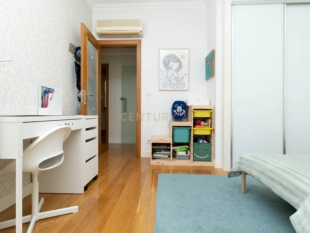 Apartamento Duplex T3 perto do mar na Caparica — Conforto, Elegância, Proximidade da Natureza e Estilo de Vida Descontraído - Image 53