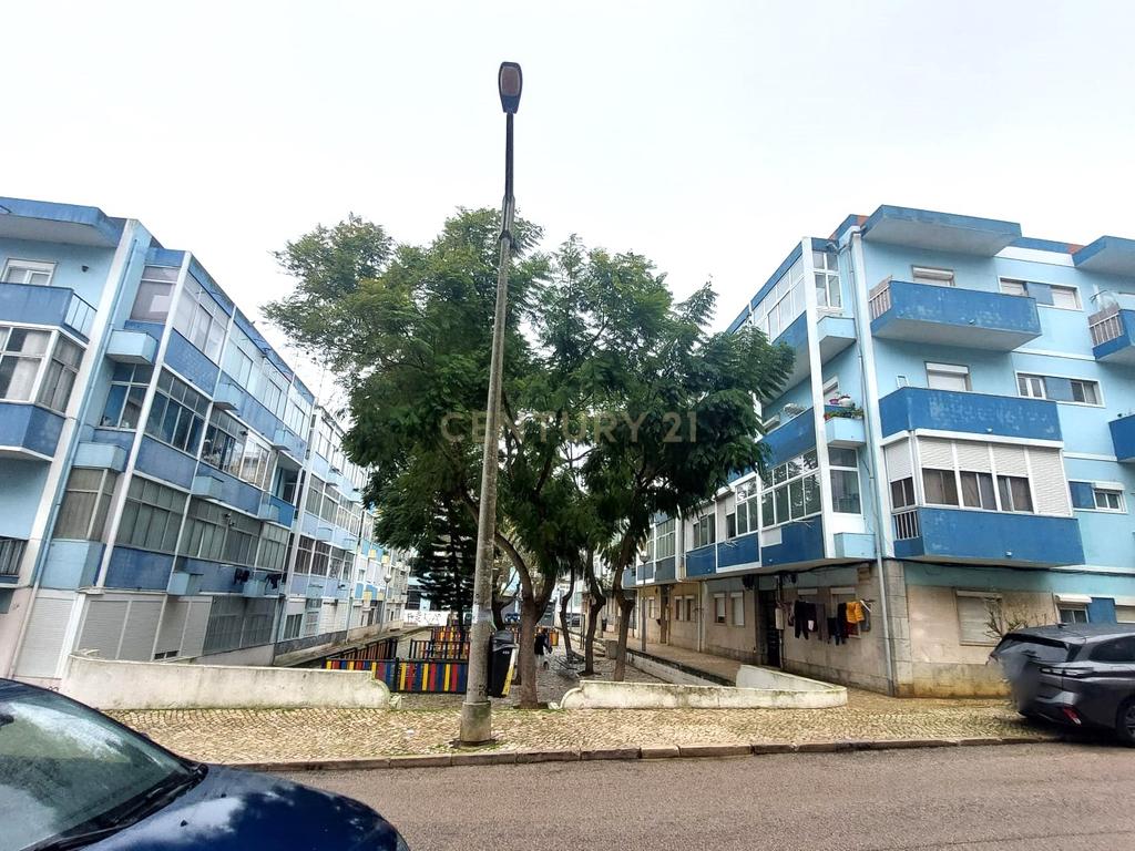 Apartamento T3 em Almada - Image 41