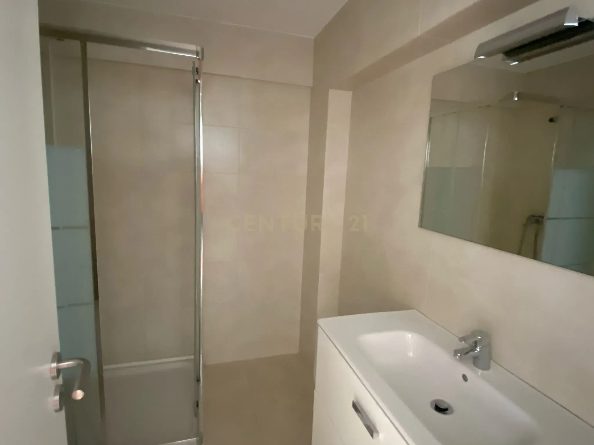 Apartamento T2 em Lisboa - Image 6