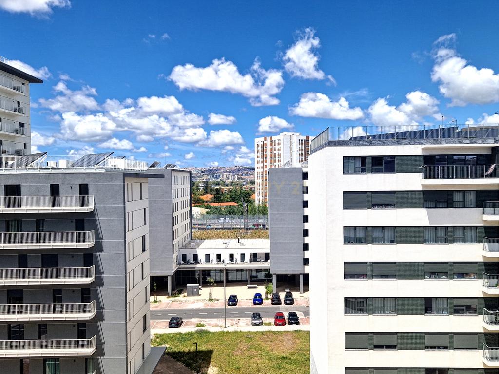 Alta de Lisboa, T3 - NOVO, 3 casas de banho e 2 lugares de garagem - Image 23