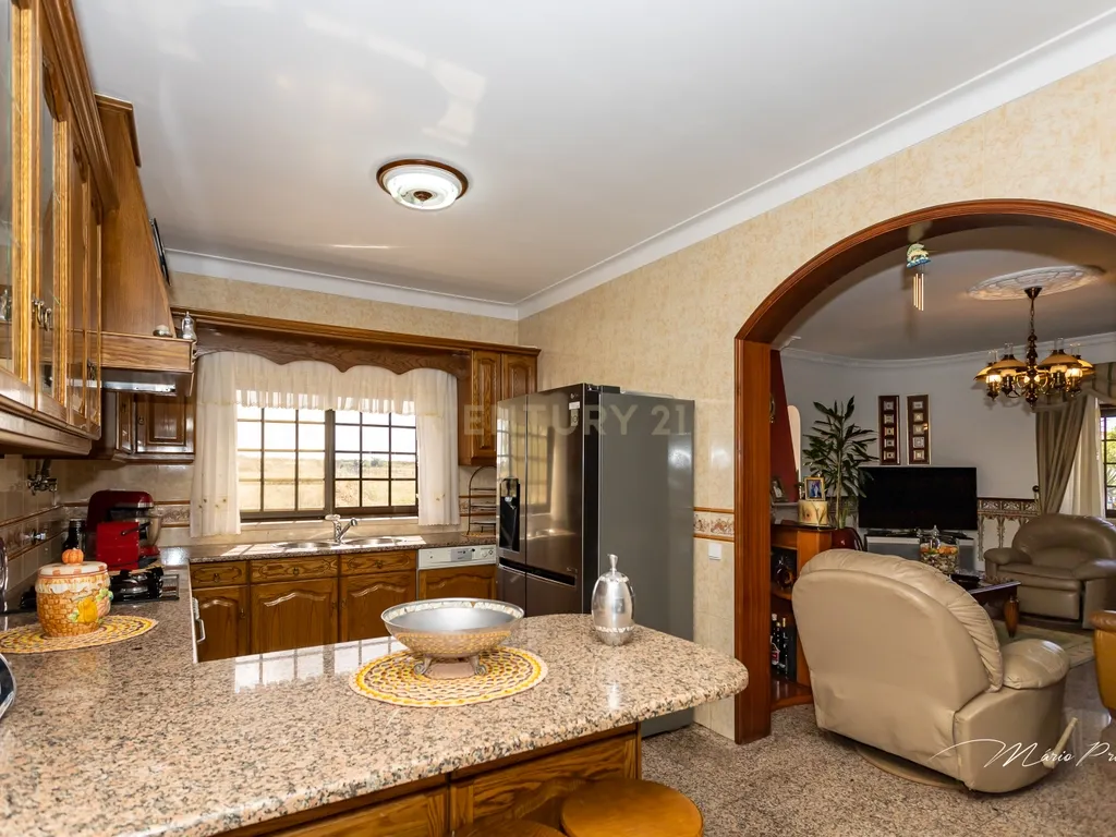 💥 Excelente Moradia T4 – Samouco – Alcochete 💥 - Image 12