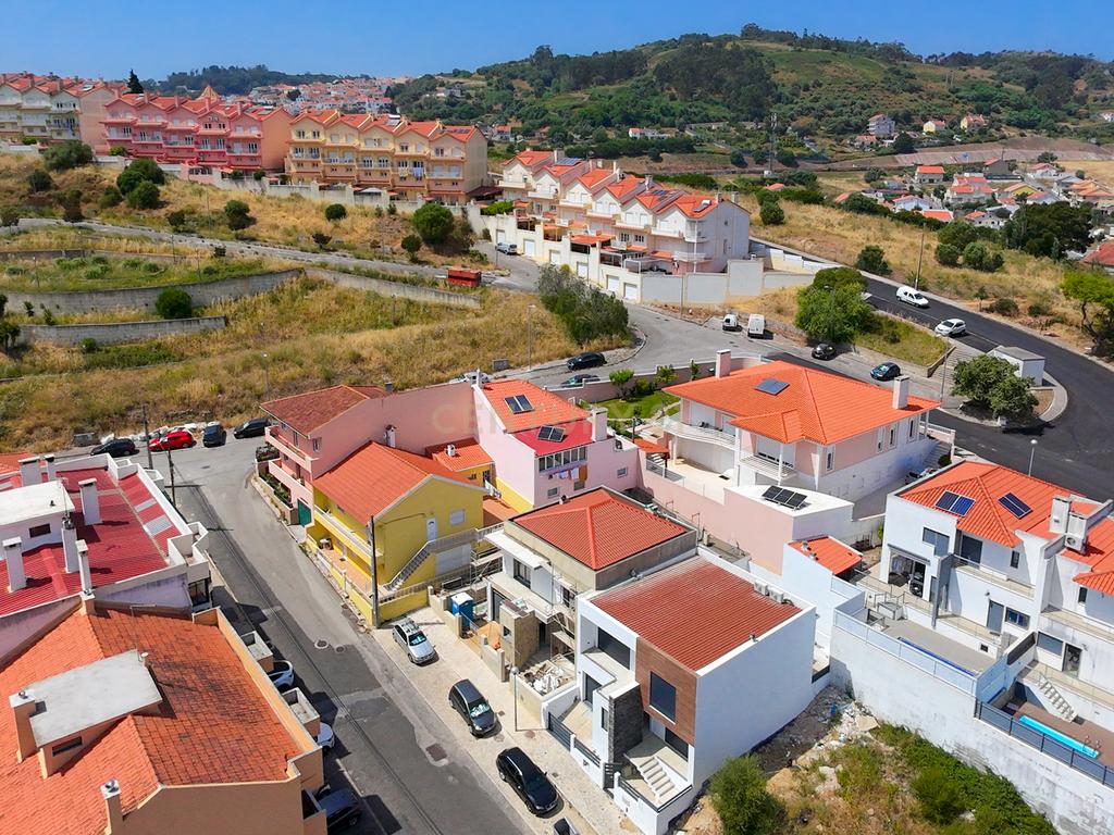 MORADIA NOVA A ESTREAR EM ODIVELAS / CANEÇAS - Image 28