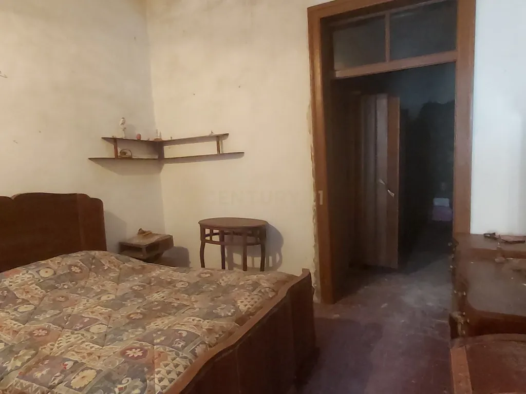 🏡 Moradia T5 para Recuperar – Baleizão (16 km de Beja) - Image 14