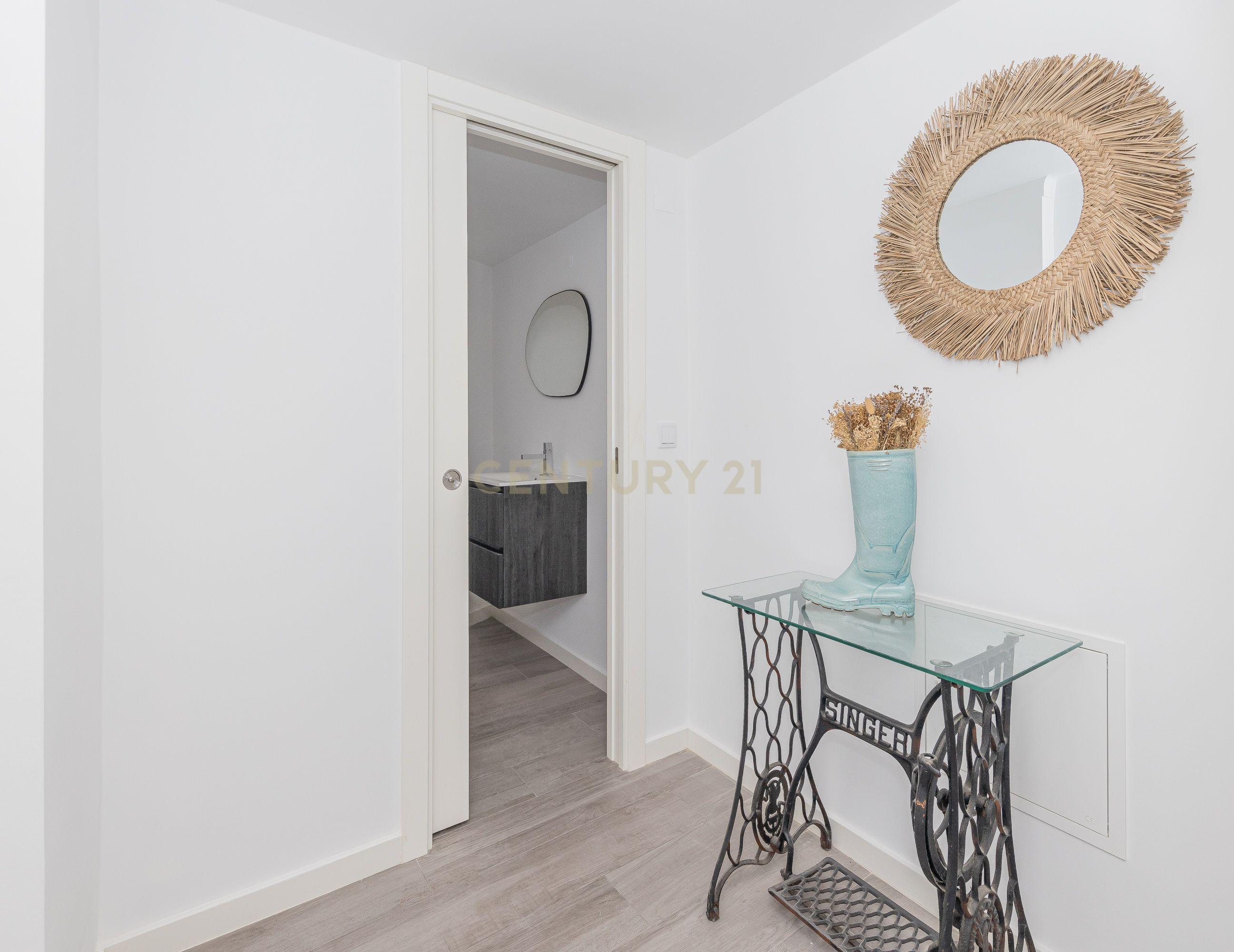 Fotografia 12 de Apartamento T3 em Paço de Arcos – Excelente Localização