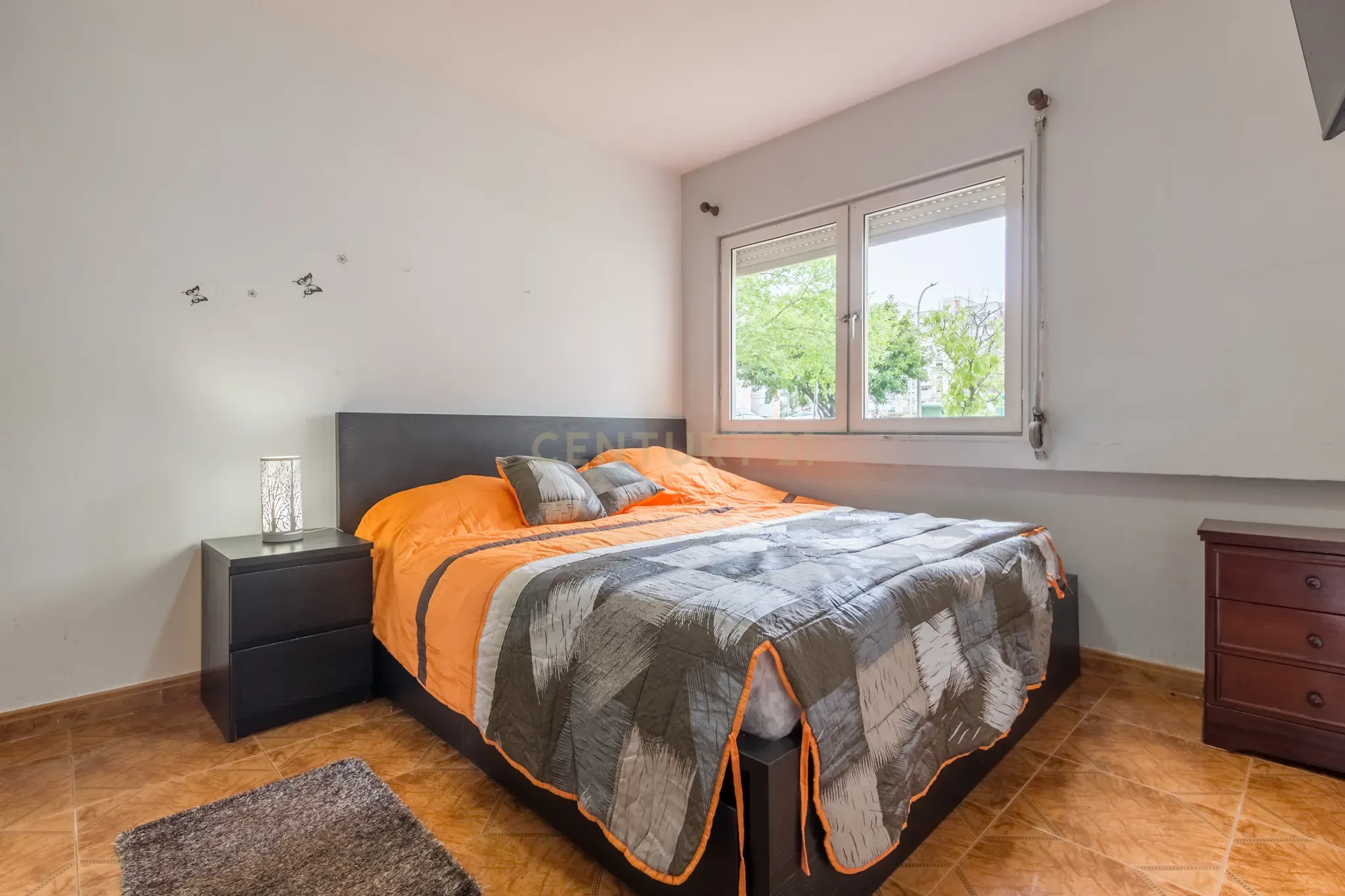 Apartamento T1 em Cidade Sol, Santo António Charneca - Image 6
