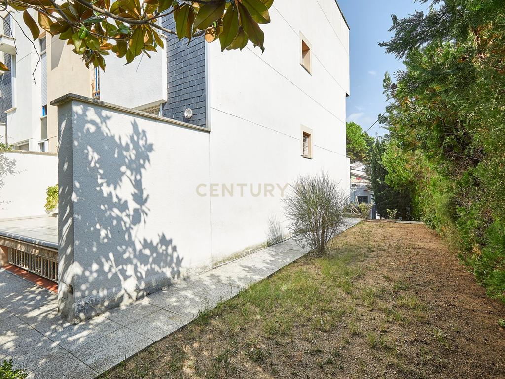 🏡 Casa geminada 3 frentes em Fenals – Platja d’Aro, Costa Brava 🌊✨ - Image 7