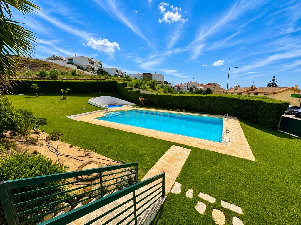 T2 Mobilado com Piscina e Vista Mar | Ericeira - Image 24