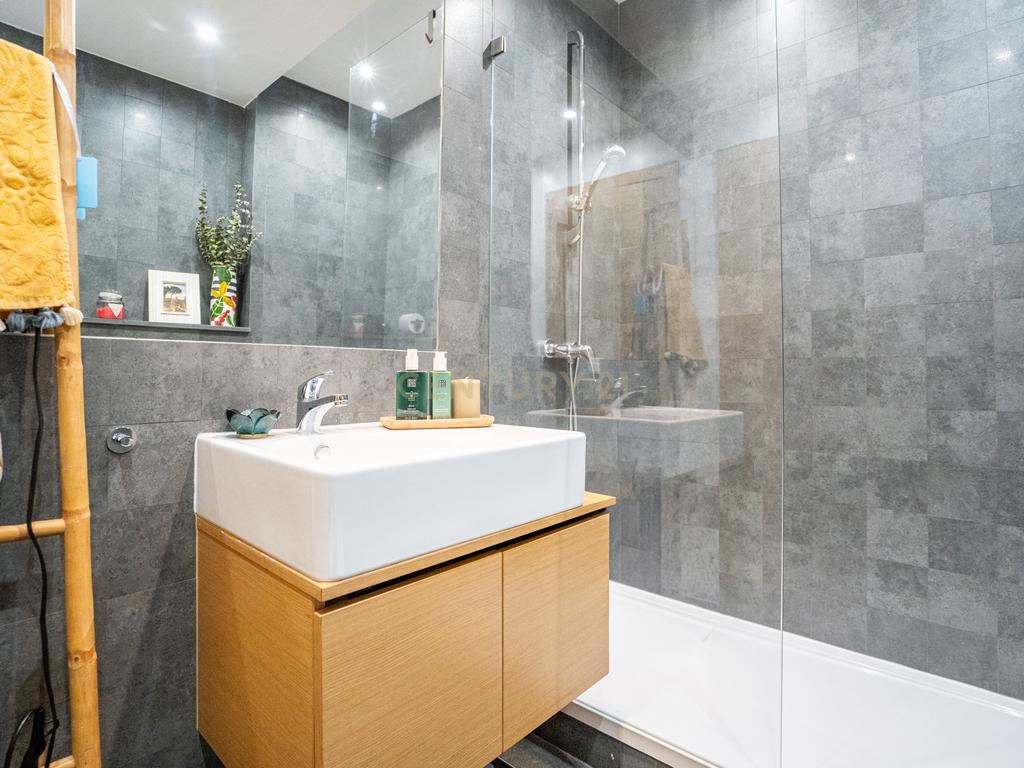 Apartamento T3 na Quinta do Património, em Sacavém. - Image 28