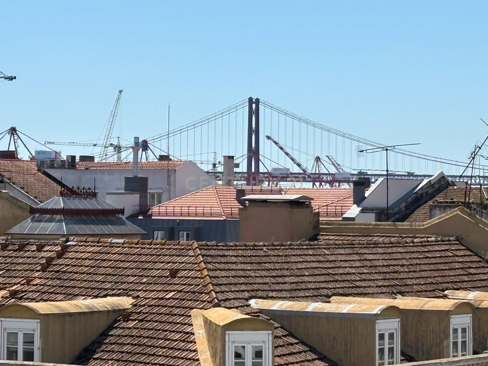 Estúdio com Vista Rio para Arrendar em Santos – Lisboa - Image 7