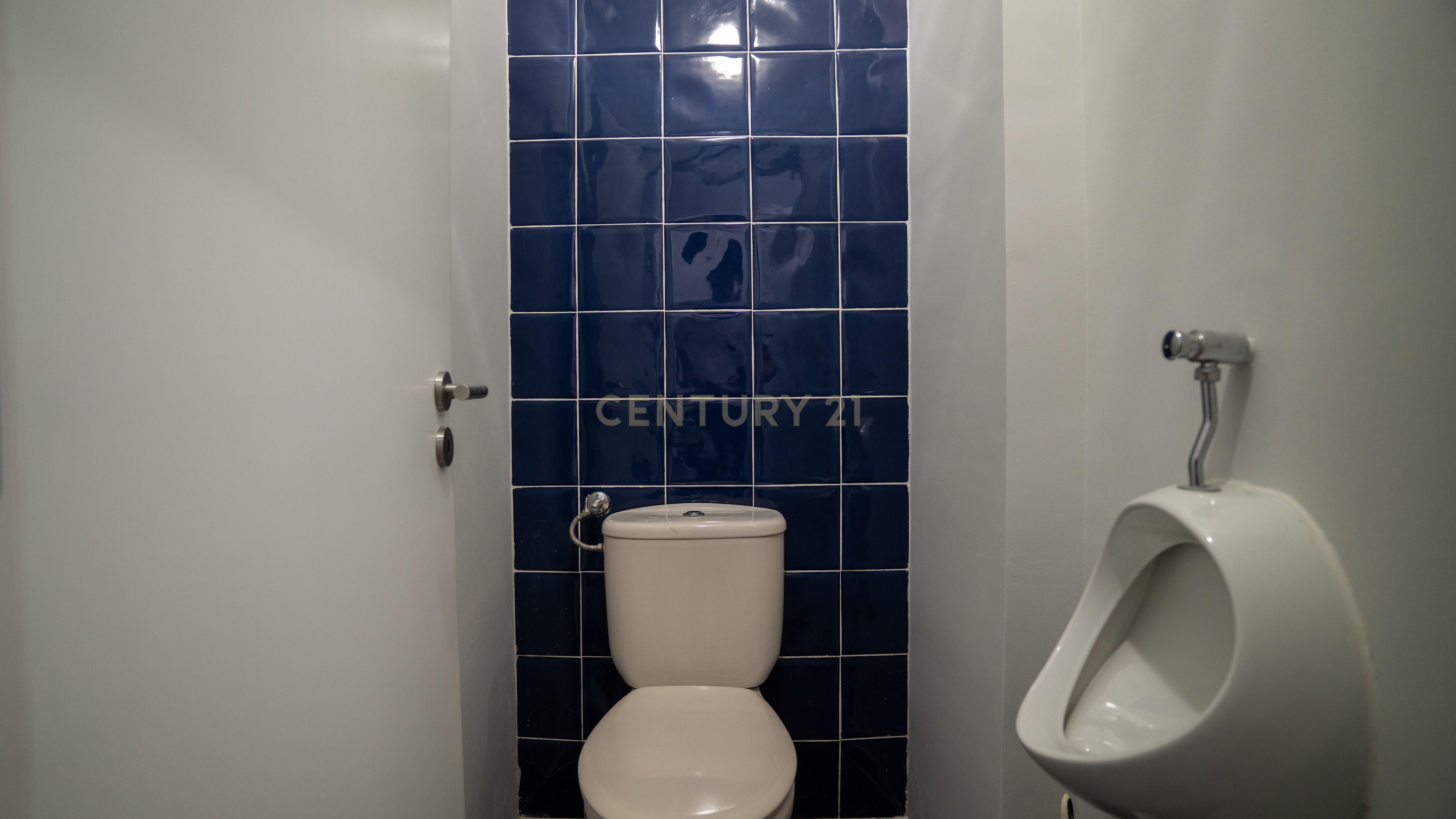 Escritório Mobilado para Arrendamento – Ramada, Odivelas | 92m² | 1.000€/mês - Image 21