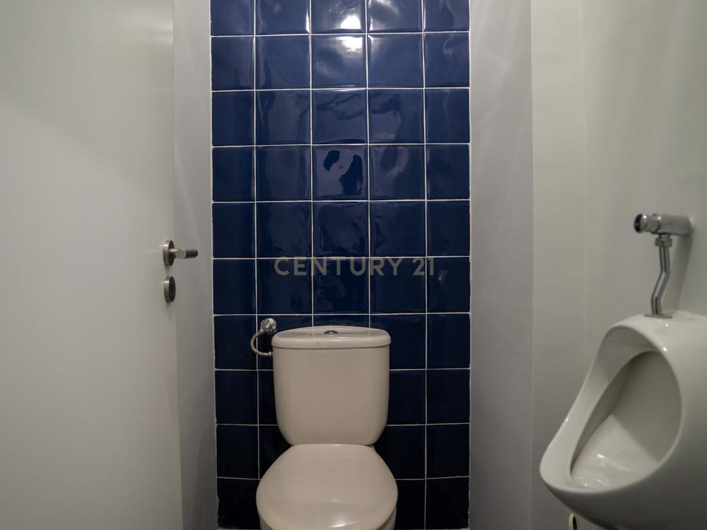 Escritório Mobilado para Arrendamento – Ramada, Odivelas | 92m² | 1.000€/mês - Image 21