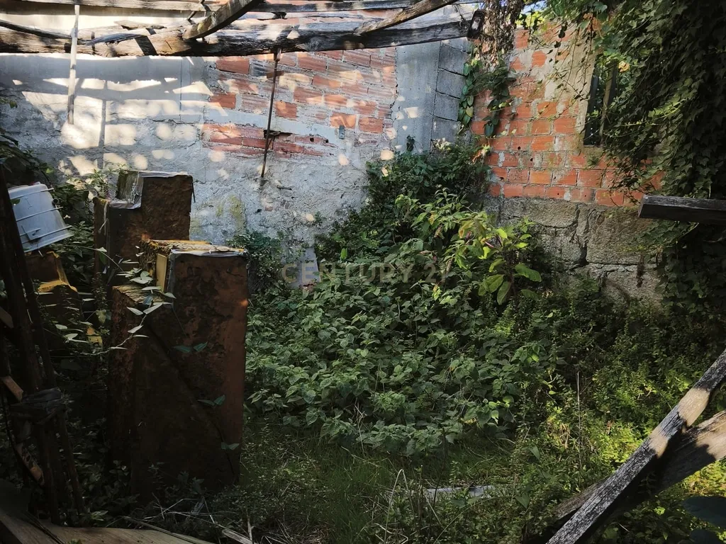 Terreno com Ruína em Rio Tinto – Excelente Oportunidade de Investimento! - Image 10
