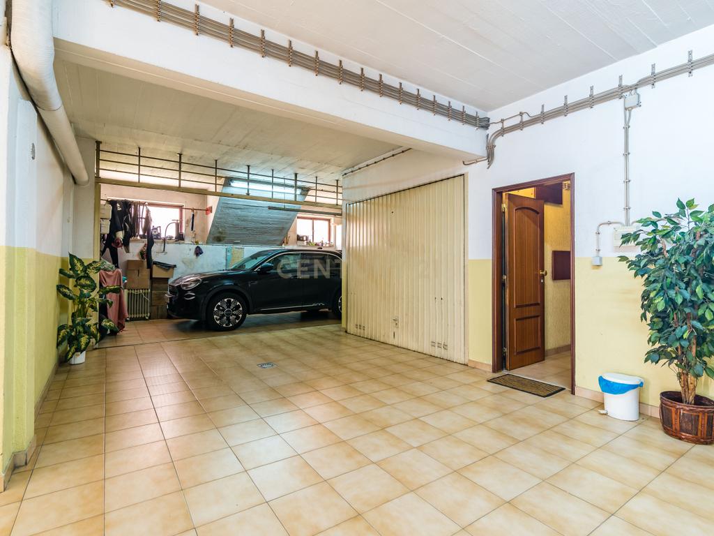 Fantástico apartamento T2 com garagem, e terraço, em Corroios, Almada. - Image 27