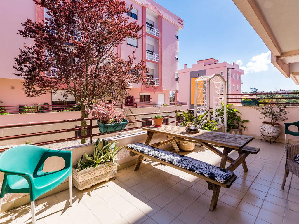 Fantástico apartamento T2 com garagem, e terraço, em Corroios, Almada. - Image 21