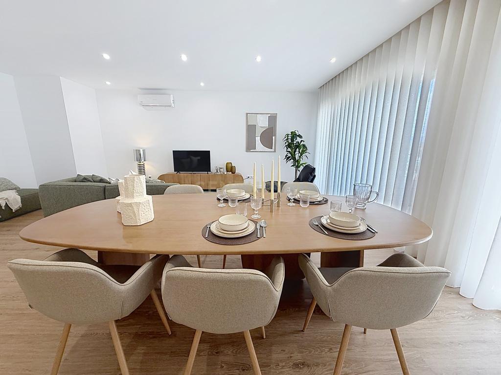 Apartamento Novo com Terraço e Piscina Privativa em Nazaré - Image 19