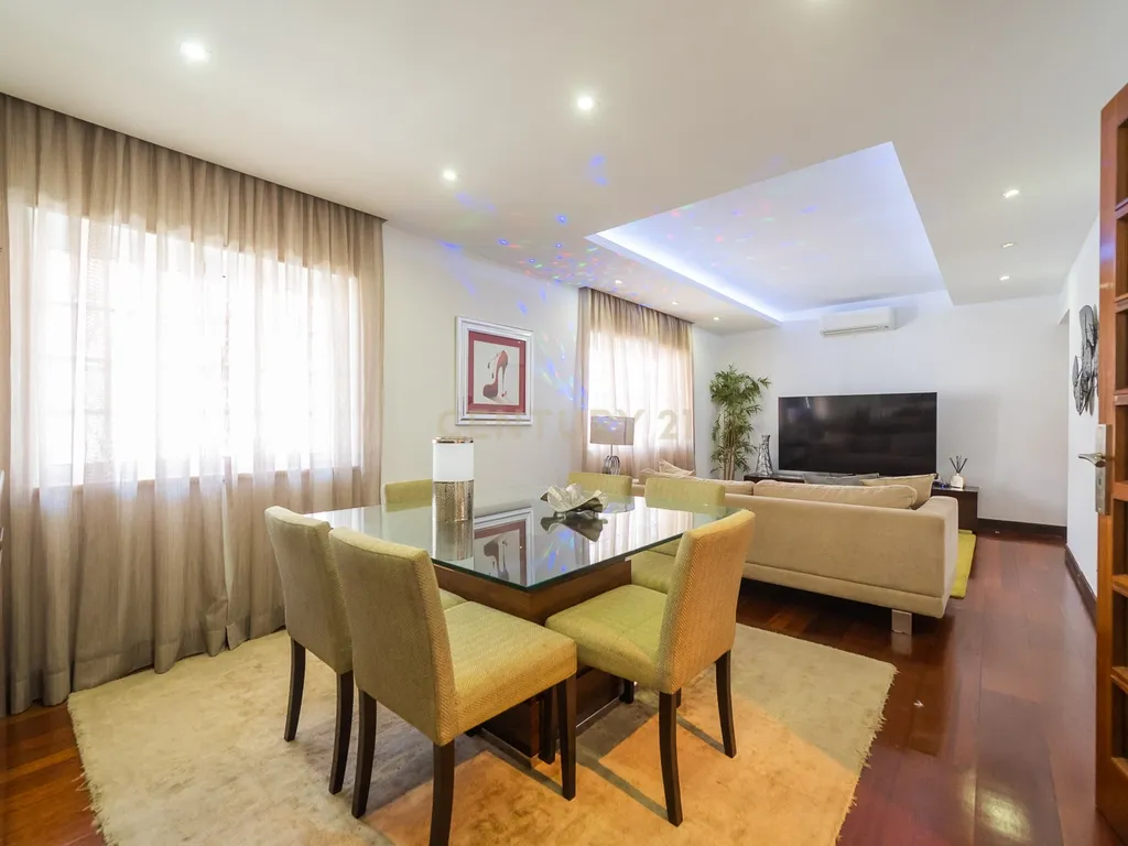 Moradia T4 com piscina | Cascais - Image 20