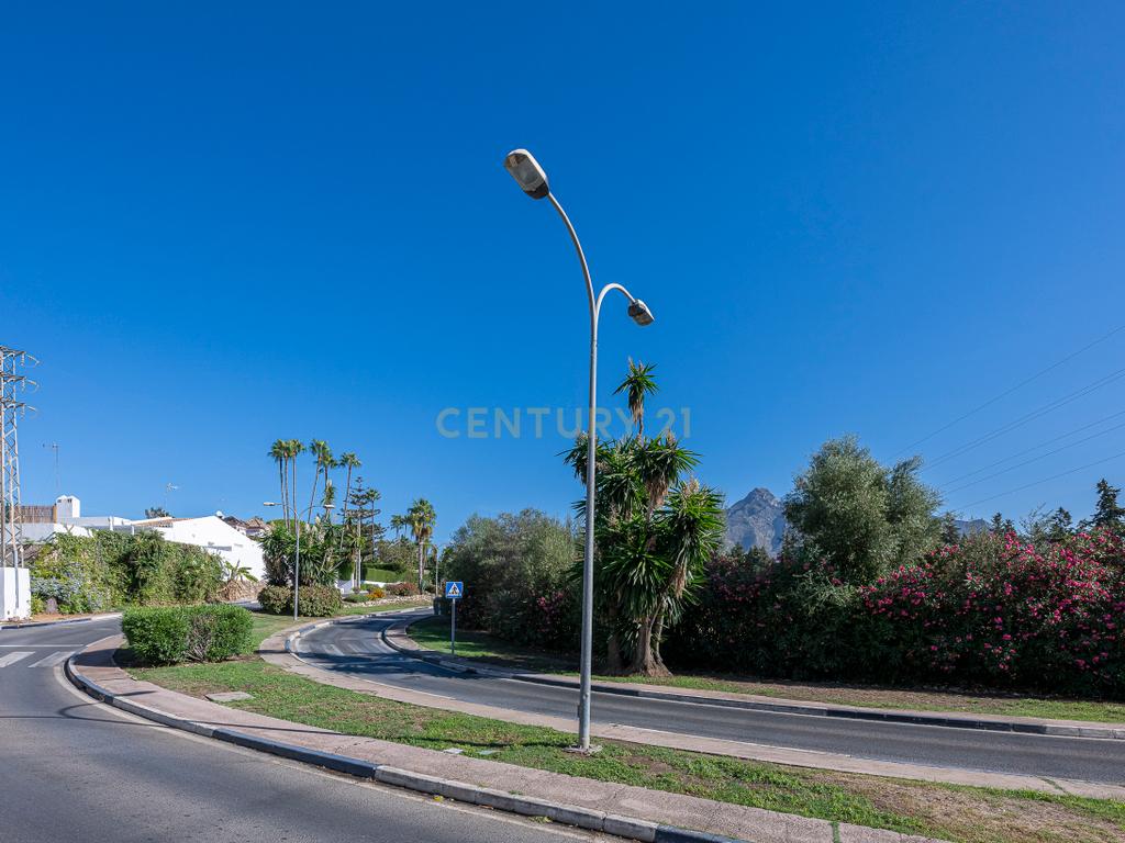 Moradia geminada no Conjunto San Javier Elegância, conforto e espaços para desfrutar -Nueva Andalucia–Marbella    - Image 31