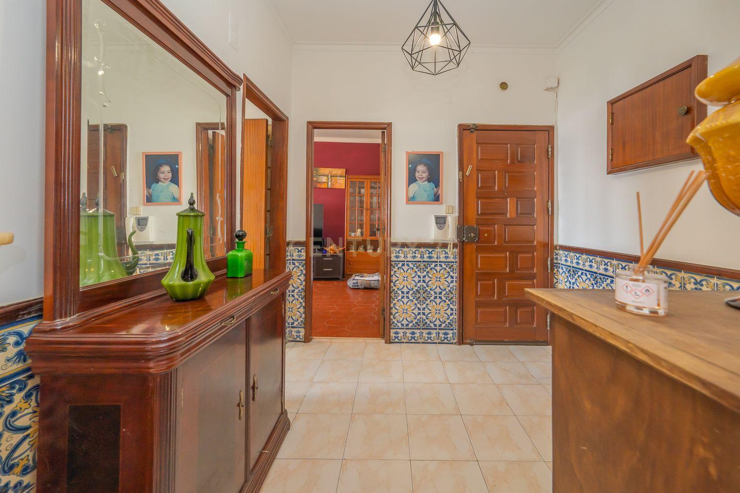 Fotografia 4 de Apartamento T3 Póvoa de Santa Iria com elevador, boa localização