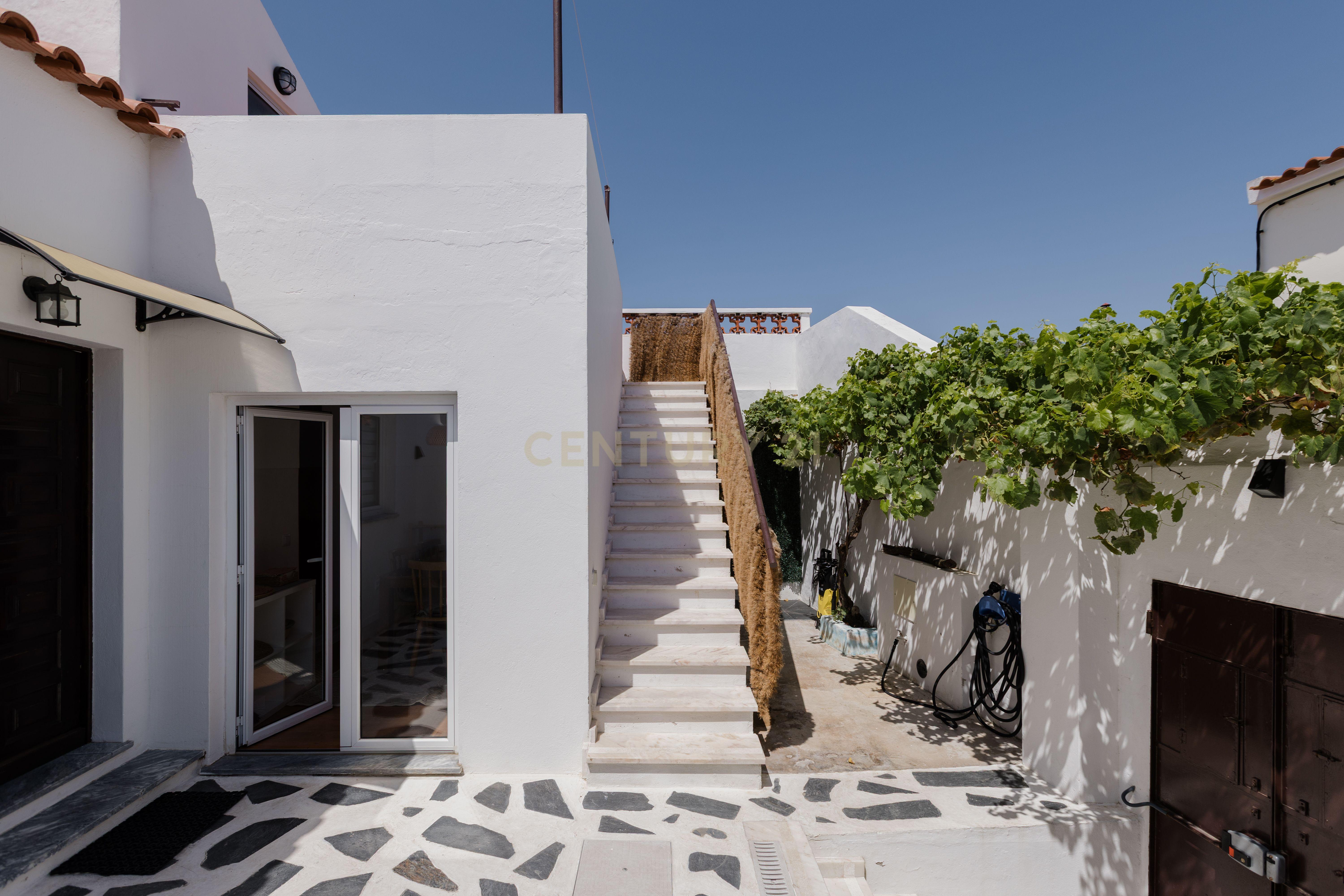 Moradia T2 em Torrão, €275.000