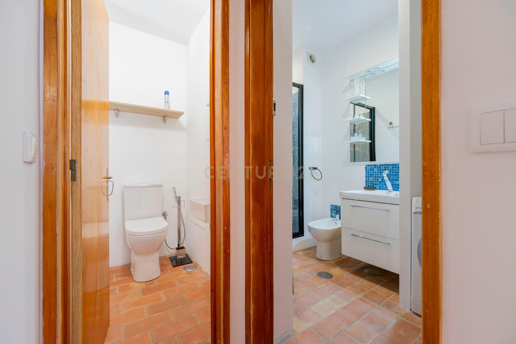Fotografia 8 de Casa Renovada T3-em Olhão na Baixa , Licença AL, Vista Panorâmica e Piscina