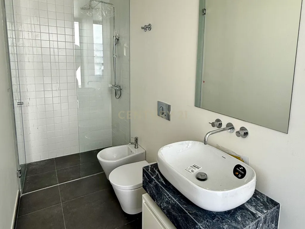 Apartamento Triplex T2 com Piscina Privada no Coração de Alcácer do Sal - Image 7