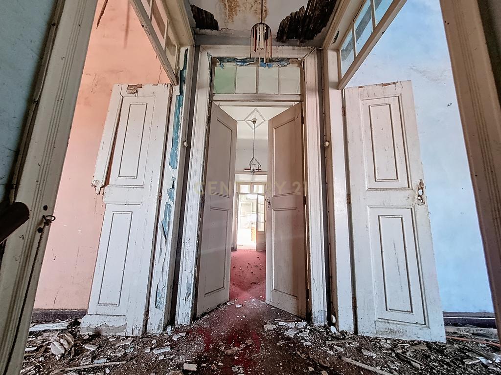 Duas Casas Antigas na Cidade da Ribeira Grande, Ilha de São Miguel - Oportunidade Única! - Image 18