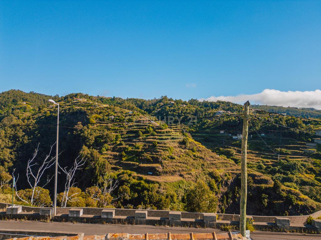 Moradia Tradicional Madeirense com Terreno de 1300 m² em Gaula - Image 20