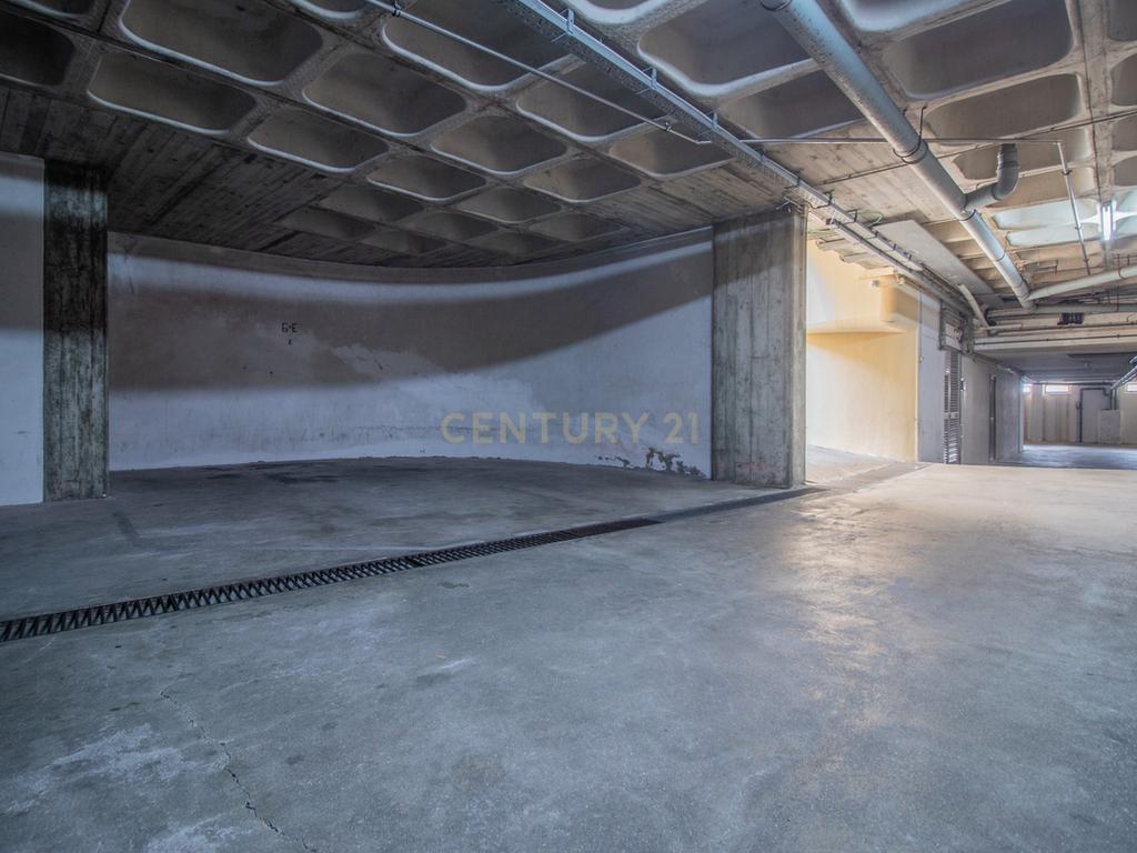 Penthouse T3 na mais privilegiada localização da Figueira da Foz - Image 43