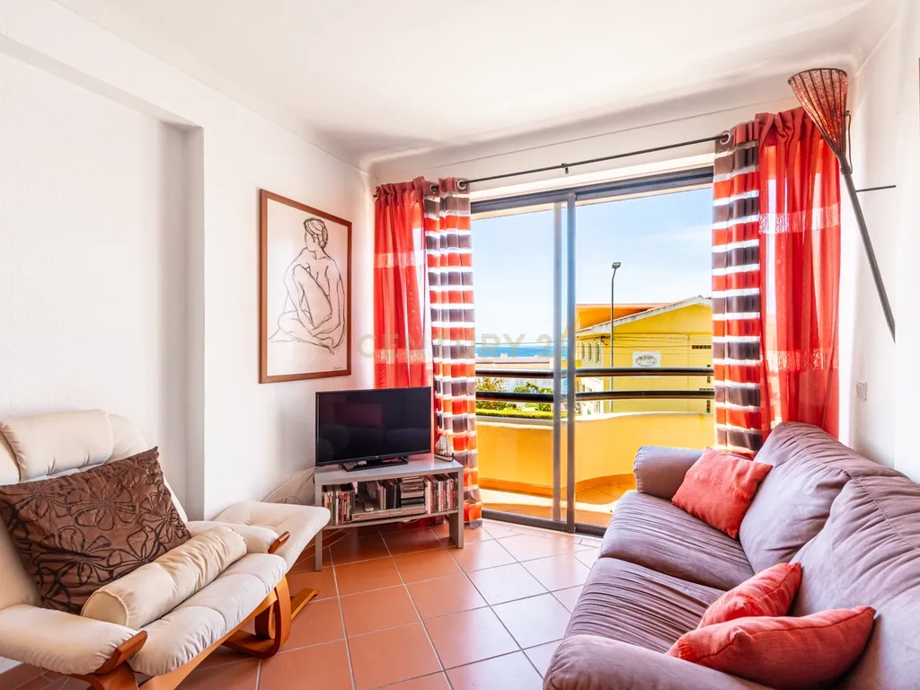 Apartamento T2+1 perto da praia - Image 8