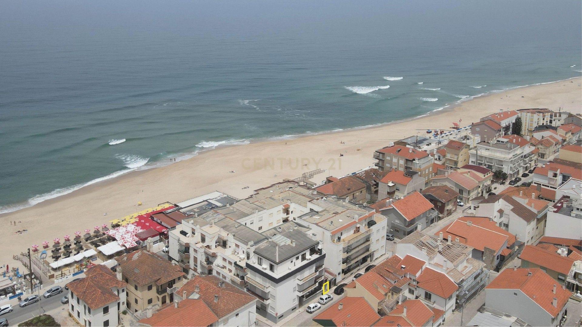 Fotografia 6 de Espaço comercial com equipamentos de discoteca na Praia do Pedrogão