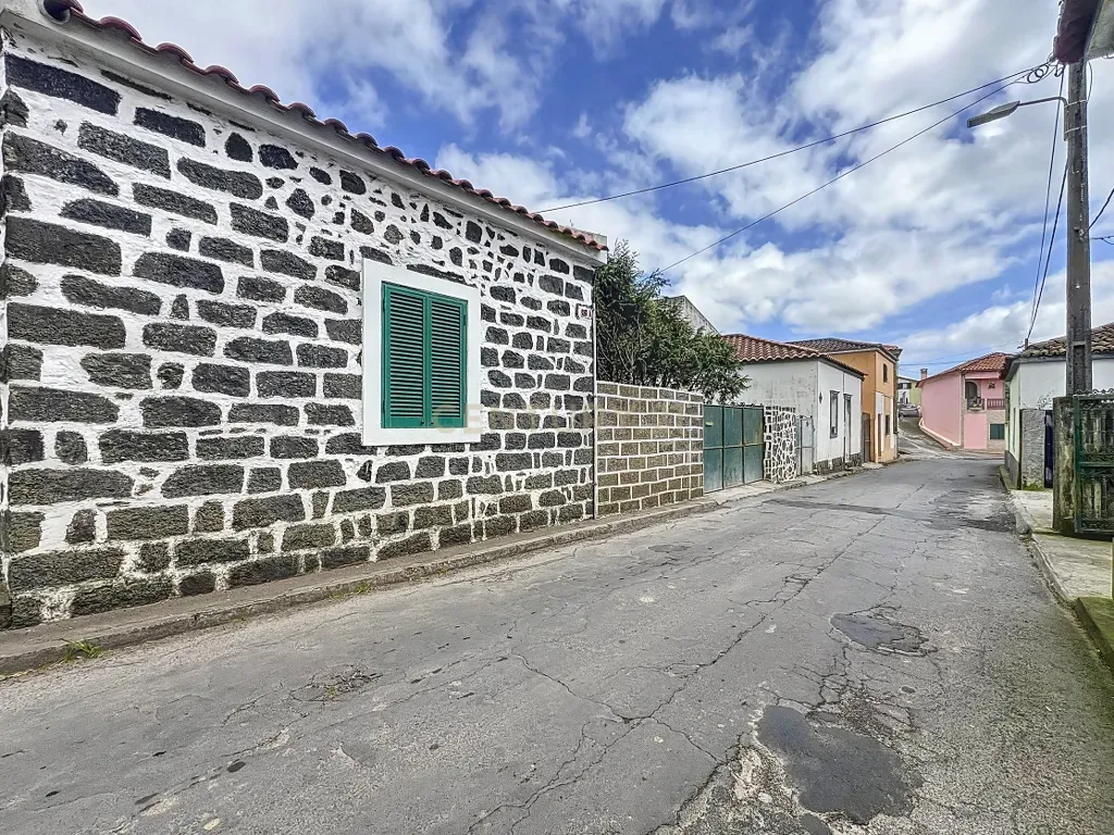 đĄ Moradia T1 tradicional â Freguesia dos Arrifes / Ponta Delgada - Image 25