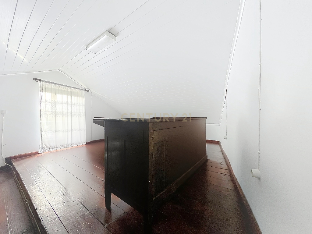 🏡 Moradia T1 tradicional – Freguesia dos Arrifes / Ponta Delgada - Image 8