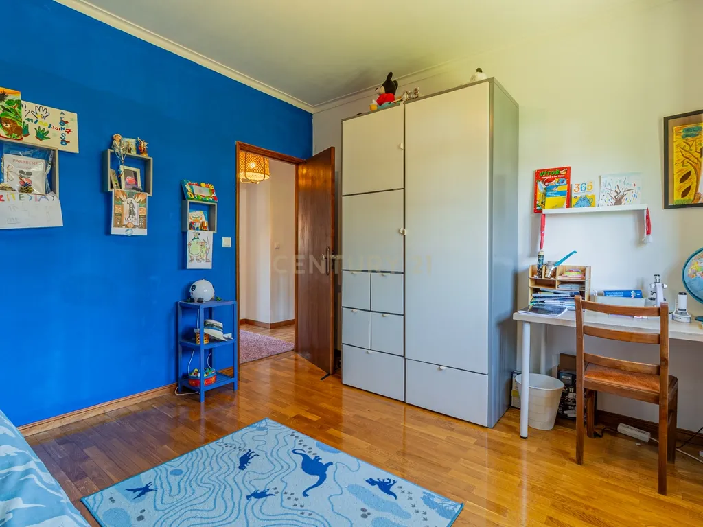 Moradia T3 + T2 em Amares com Jardim e Garagem - Image 14