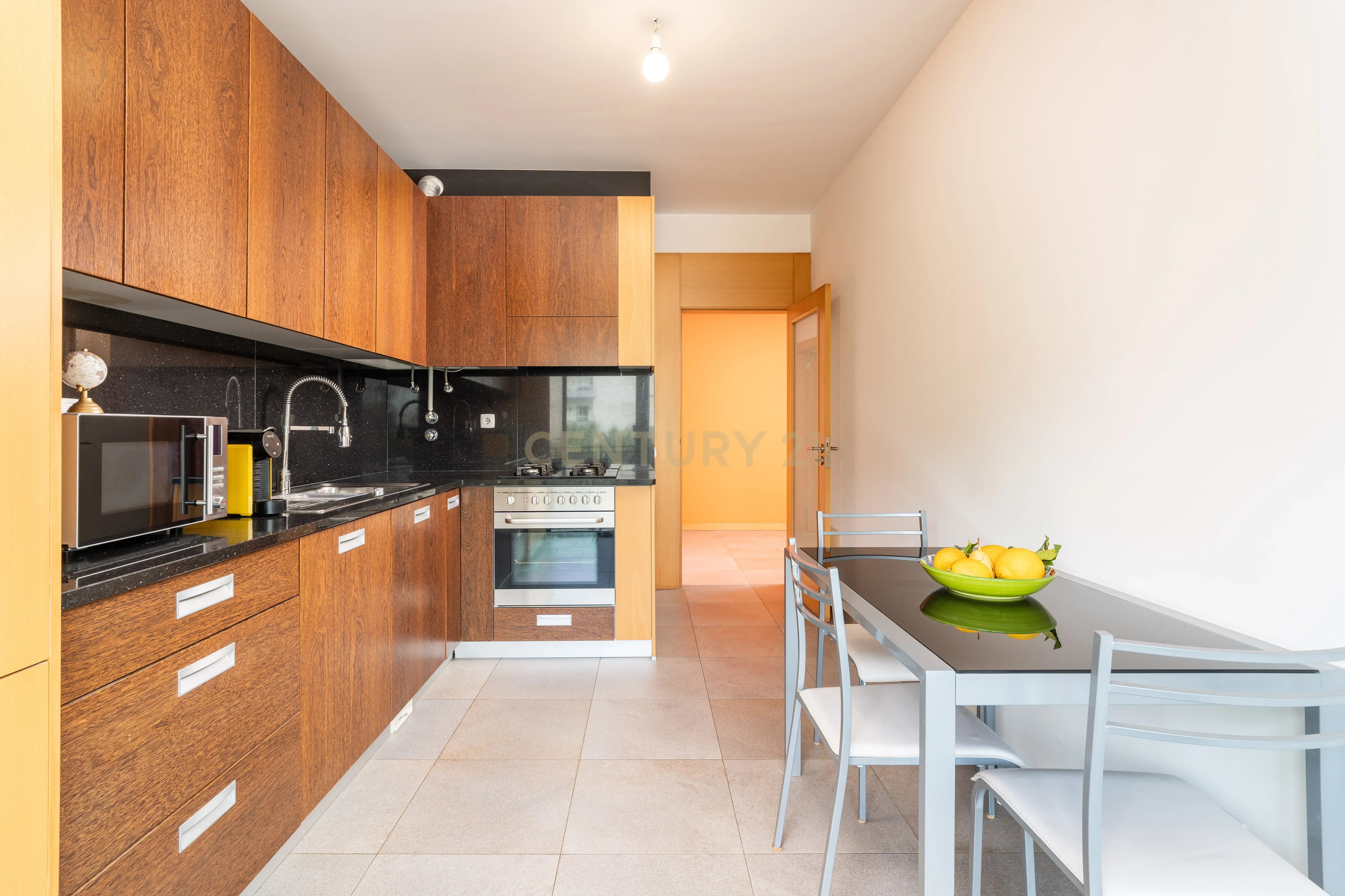 Apartamento T2 em ótimo estado de conservação, às portas de Montemor-o-velho. - Image 3