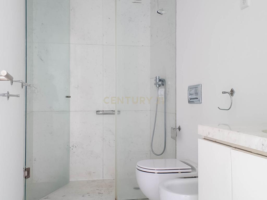 Luxuosa Moradia em Santo Tirso com Vista Panorâmica - Image 60