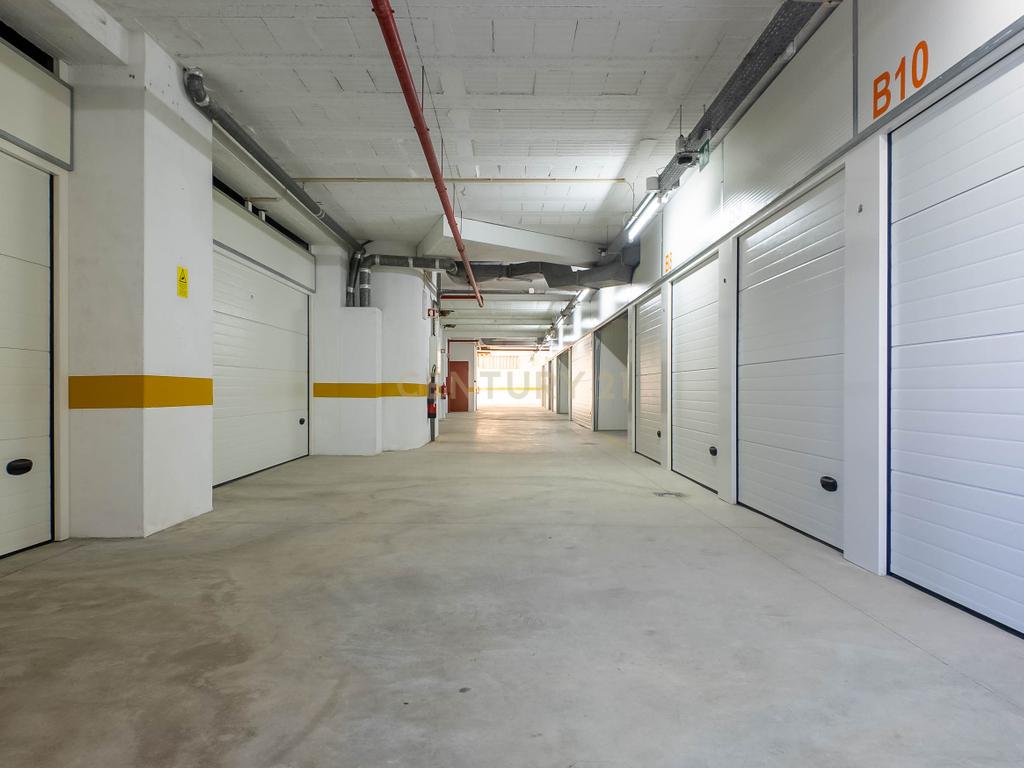 Arrecadação/Box para Arrendamento em Vila Nova de Gaia - Image 18