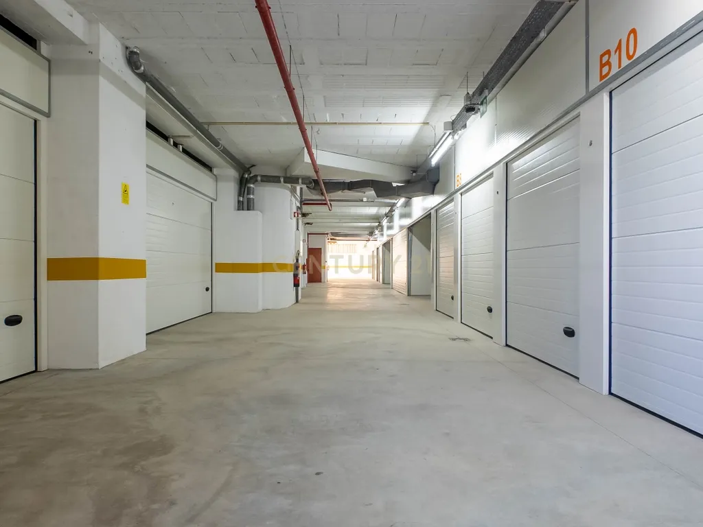 Arrecadação/Box para Arrendamento em Vila Nova de Gaia - Image 18